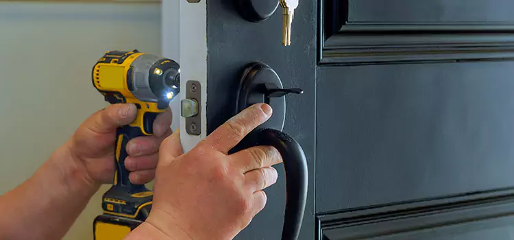 Locksmith Emergency Service Petersburg